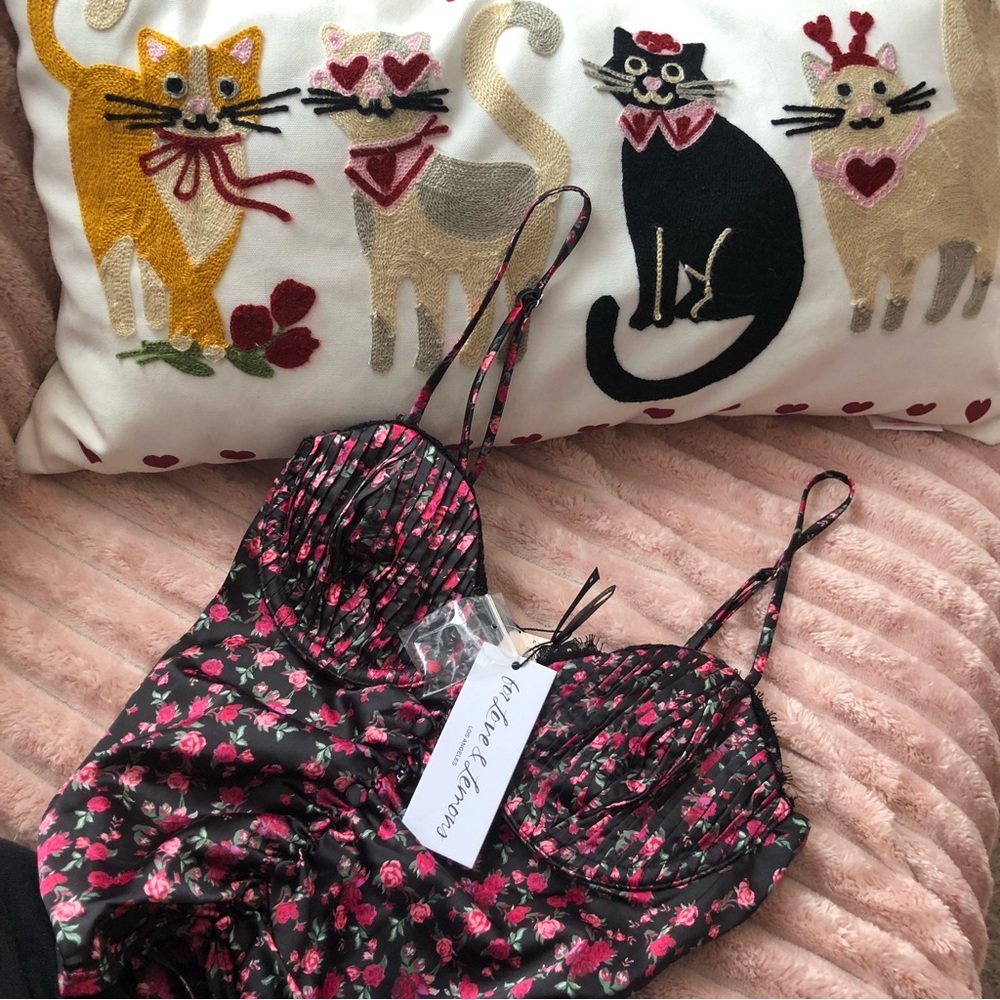 For Love and Lemons x VS top